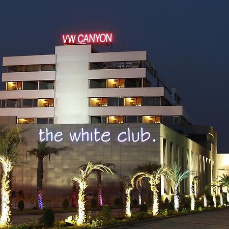 Vw Canyon Raipur  ภายนอก รูปภาพ